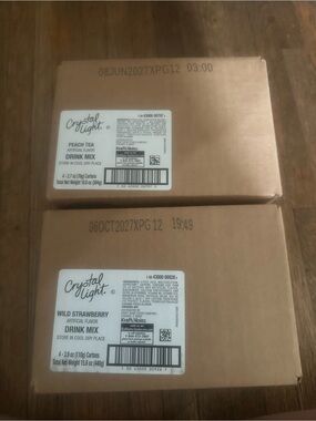 Crystal light peach tea and wild strawberry drink mix packets